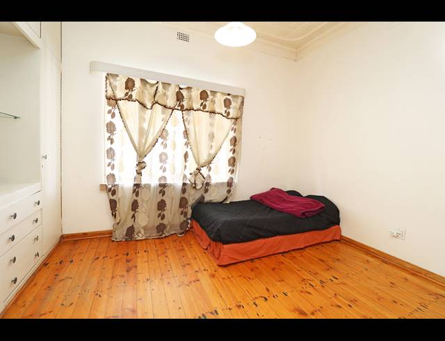 2 BEDROOM HOUSE FOR SALE IN WESTDENE